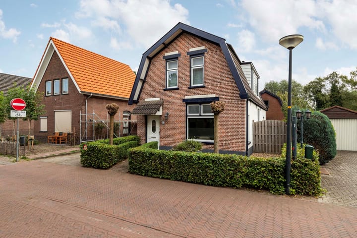 Foto 35 van Spoorbrugweg 11