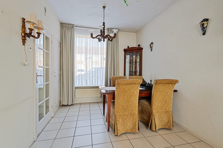 Foto 5 van Prof. R. Regoutstraat 51