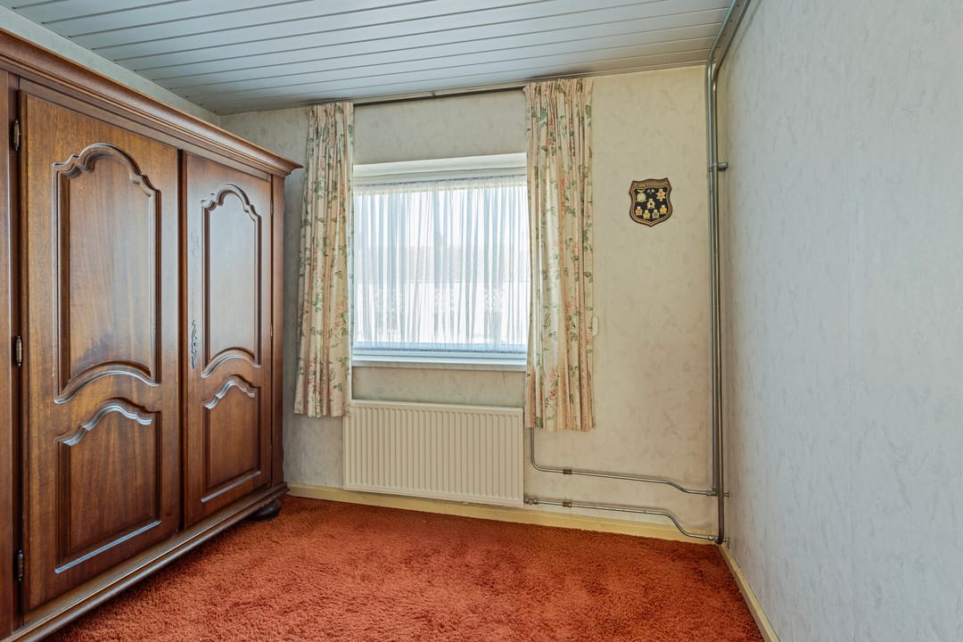 Photo 13 of Prof. R. Regoutstraat 51