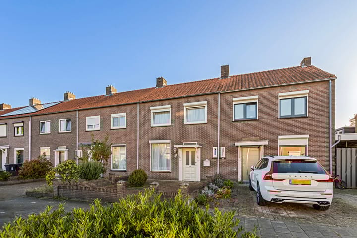 Foto 24 van Prof. R. Regoutstraat 51