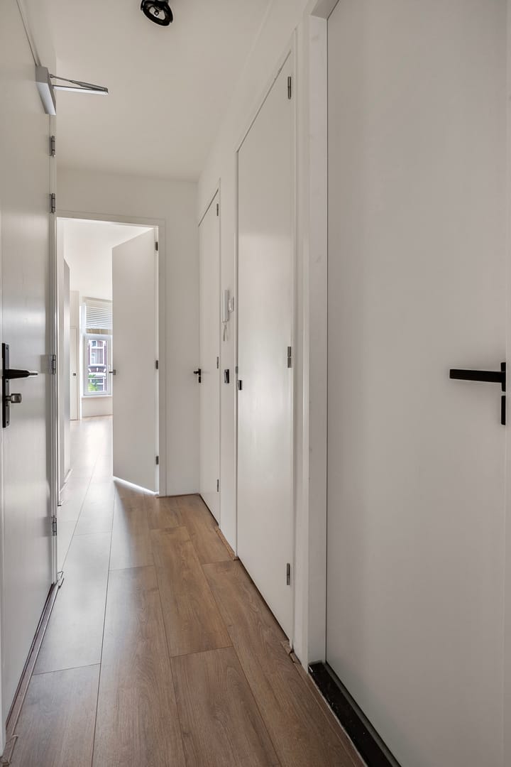 Foto 8 van 2e Middellandstraat 9-A02