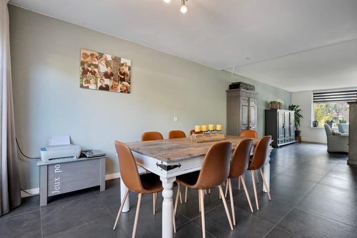 Foto 12 van Dr. Albert Schweitzerlaan 11