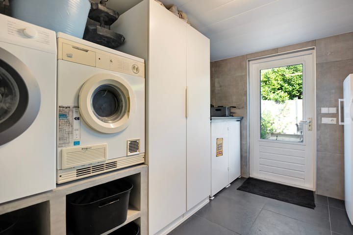 Foto 15 van Dr. Albert Schweitzerlaan 11