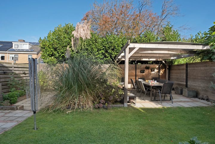 Foto 18 van Dr. Albert Schweitzerlaan 11