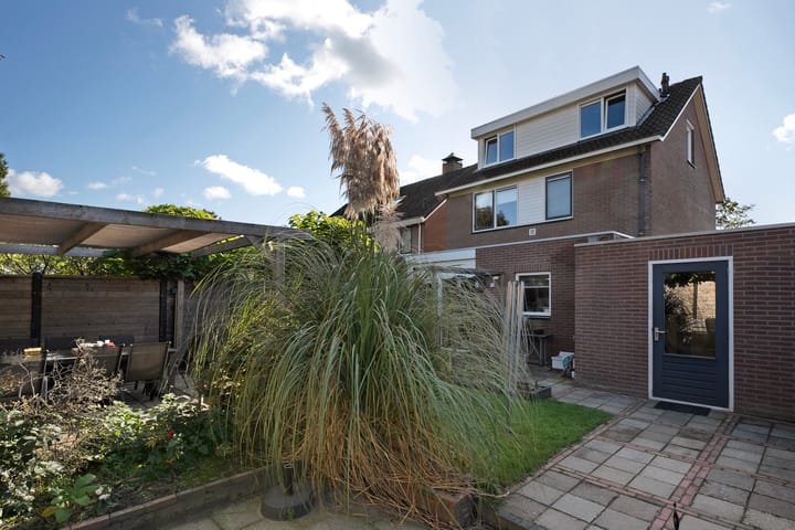 Foto 22 van Dr. Albert Schweitzerlaan 11