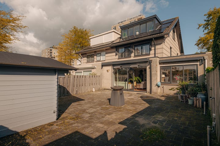 Foto 4 van Hermelijnvlinder 4