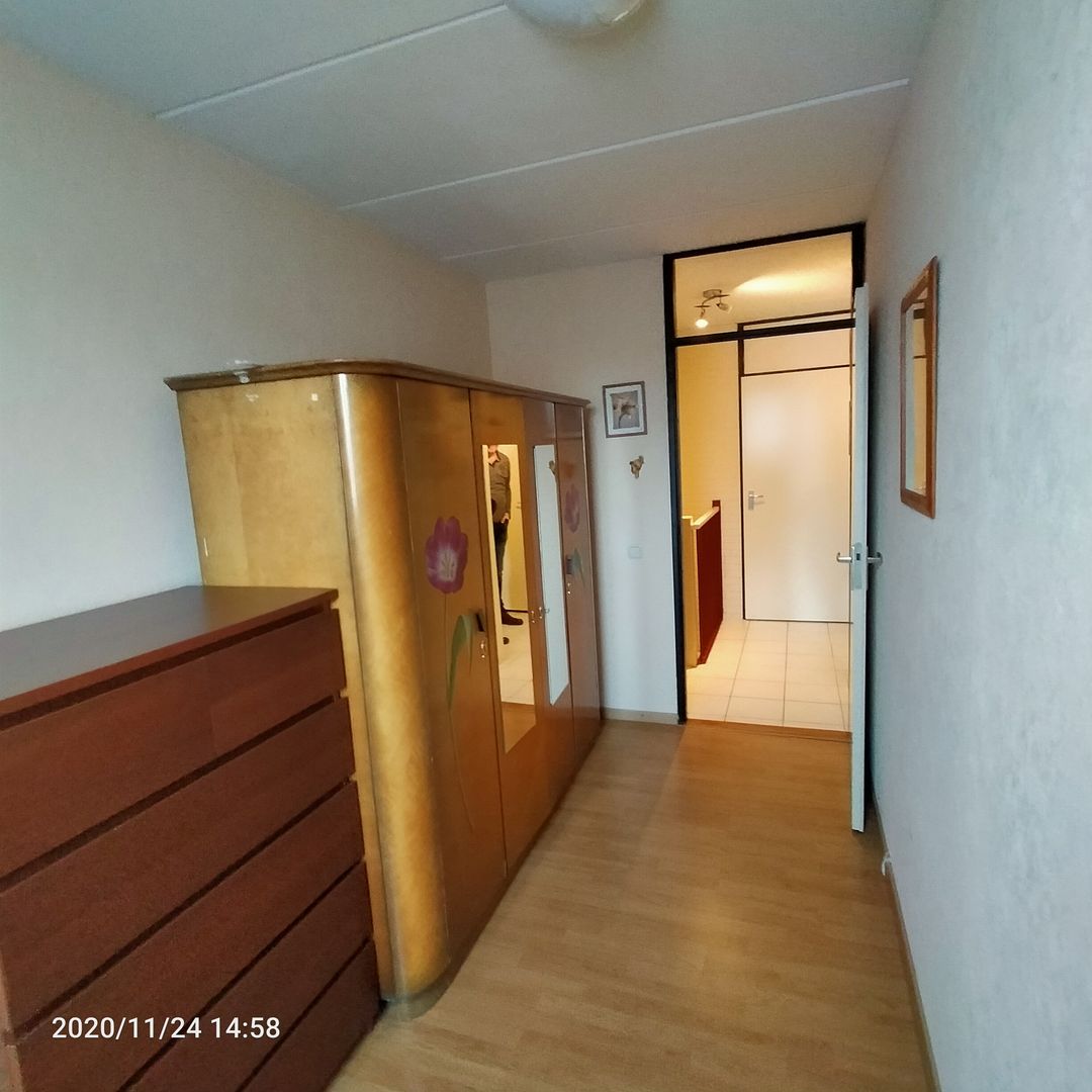 Photo 11 of Landvoogdstraat 50