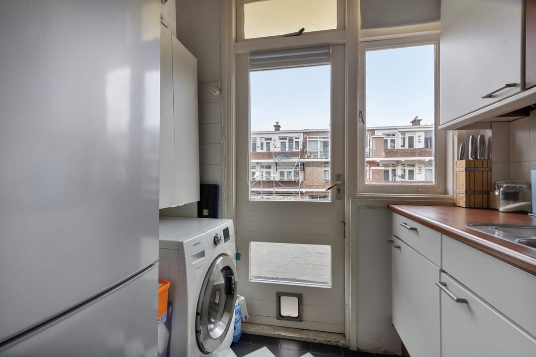 Photo 16 of Janssoniusstraat 69