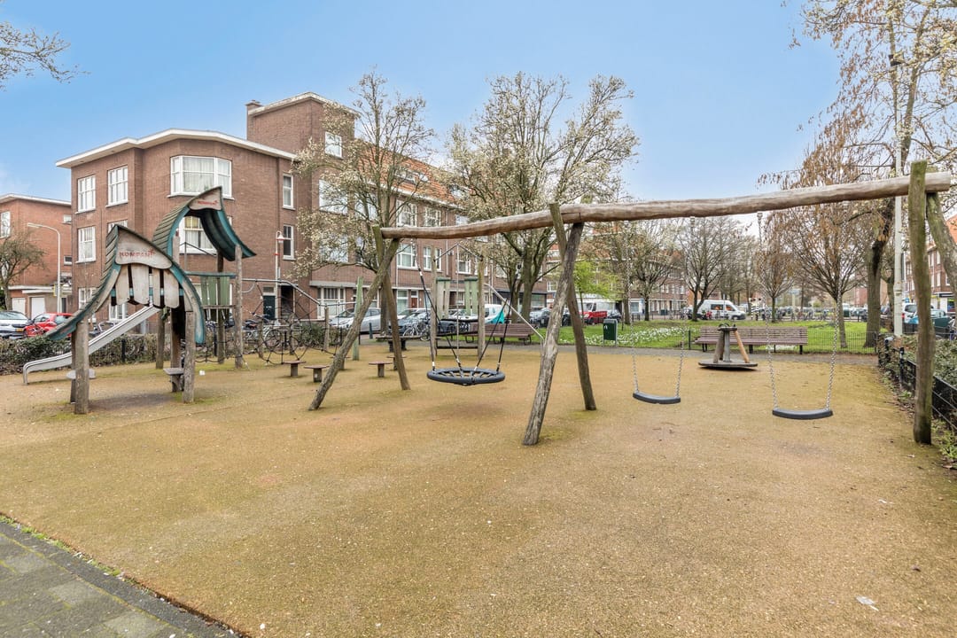 Photo 32 of Janssoniusstraat 69