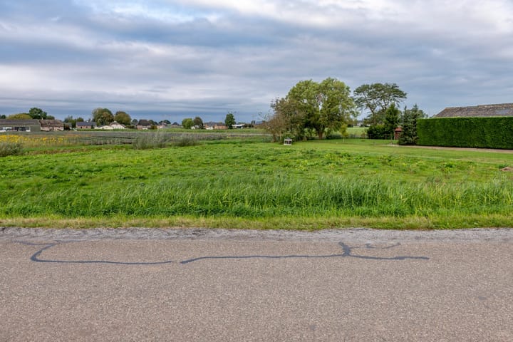 Photo 10 of Wellseindsestraat