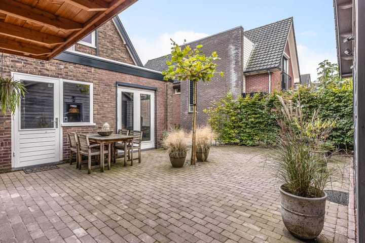 Foto 19 van Bloemheuvellaan 13