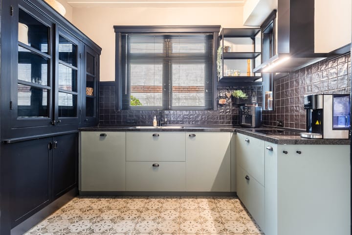 Foto 10 van Bloemheuvellaan 13