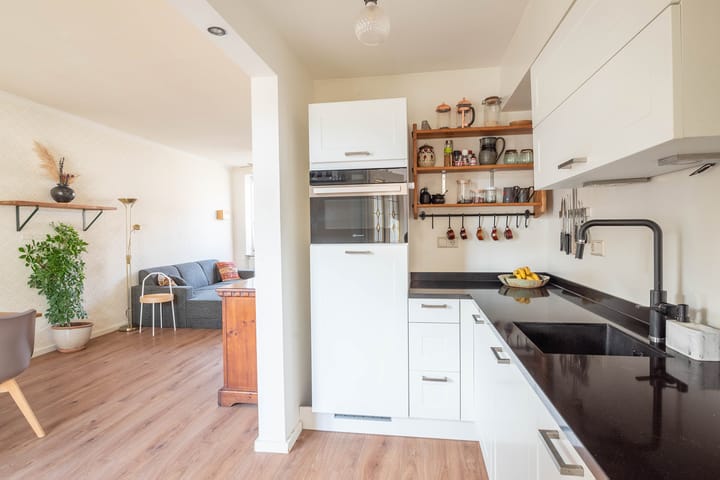 Photo 14 of Reijer Anslostraat 16