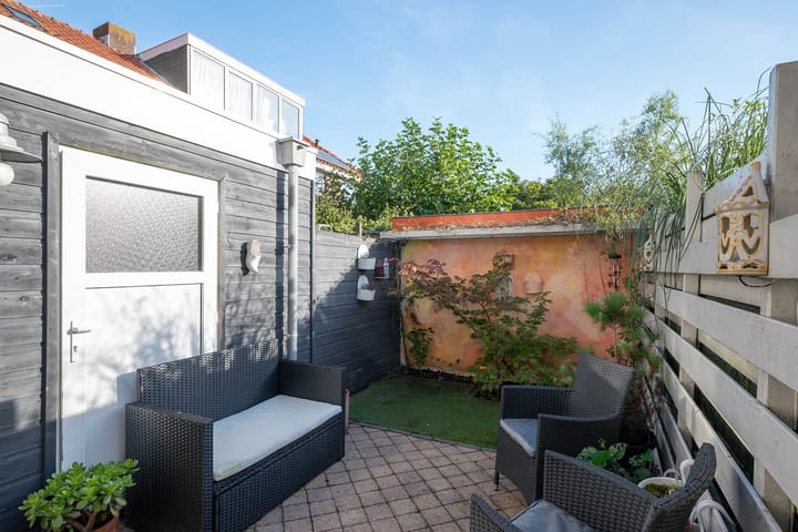 Photo 17 of Reijer Anslostraat 16