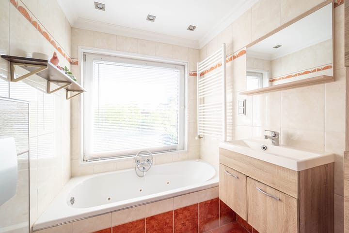 Photo 28 of Reijer Anslostraat 16