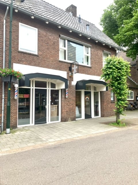 Bekijk foto 1 van Marktstraat 2