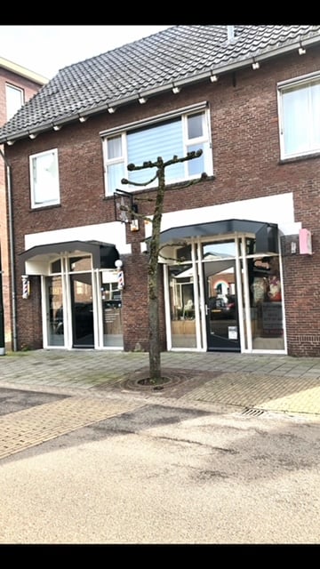 Bekijk foto 2 van Marktstraat 2