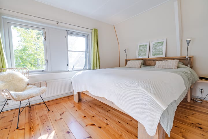 Photo 17 of Dorpsstraat 210