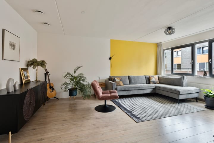 Foto 11 van Nina Simonestraat 54