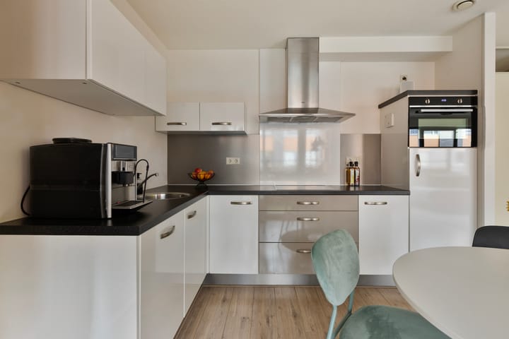 Foto 15 van Nina Simonestraat 54