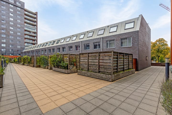 Foto 29 van Nina Simonestraat 54