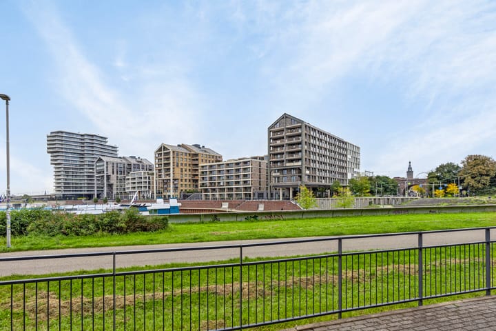 Foto 31 van Nina Simonestraat 54