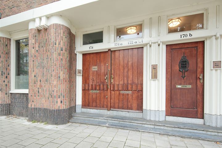 View photo 22 of De Lairessestraat 172-A