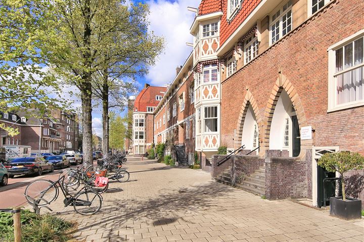 View photo 23 of De Lairessestraat 172-A