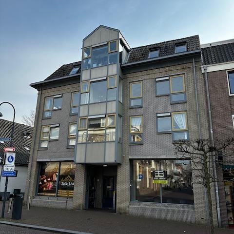 Bekijk foto 1 van Bergstraat 52