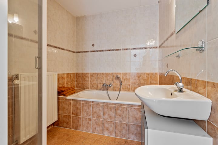 Foto 28 van Mosberg 60