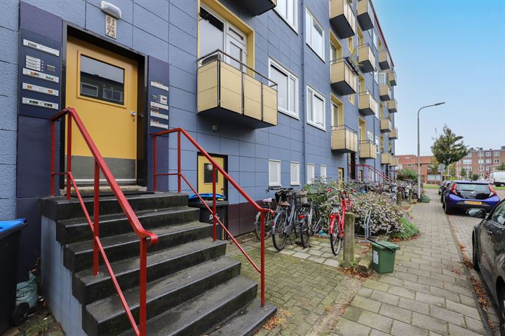 Bekijk foto 40 van Wijnbesstraat 71