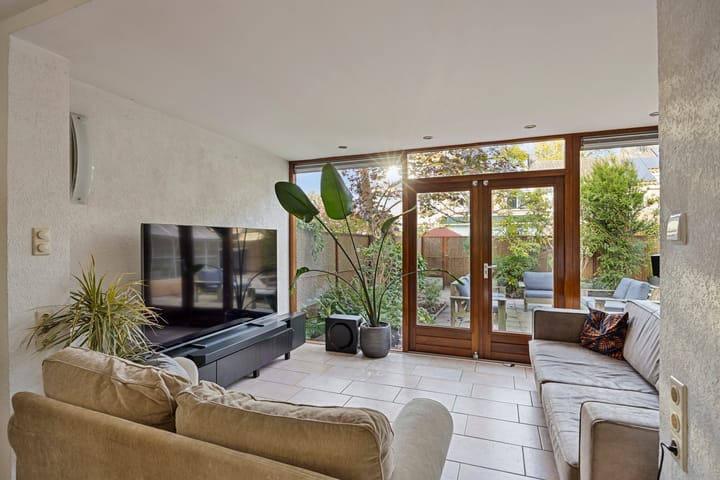 Foto 2 van Roemer Visscherstraat 7