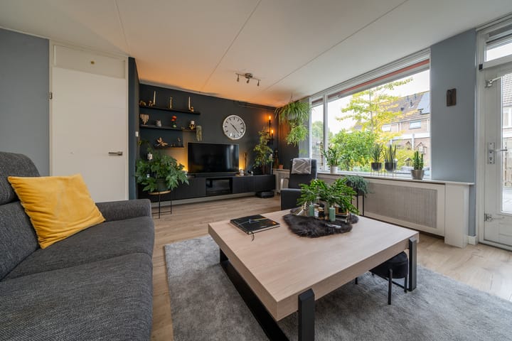 Photo 8 of Schaesbergstraat 36