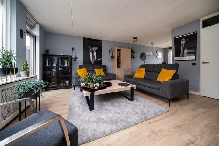 Photo 11 of Schaesbergstraat 36