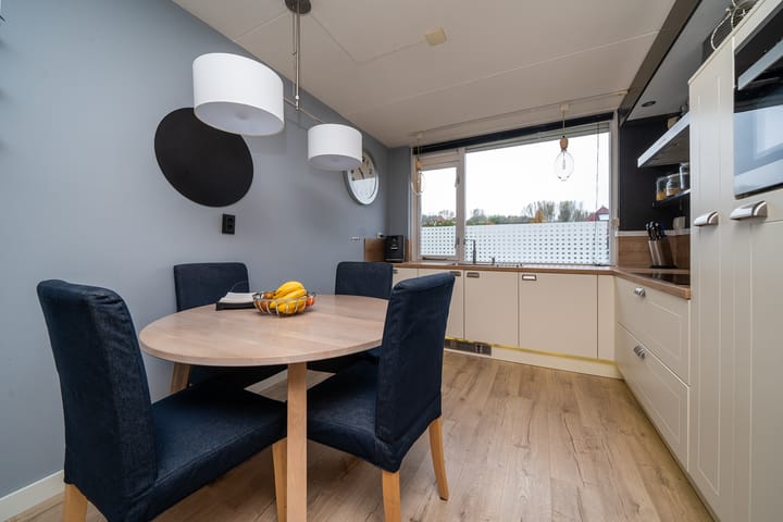 Photo 12 of Schaesbergstraat 36