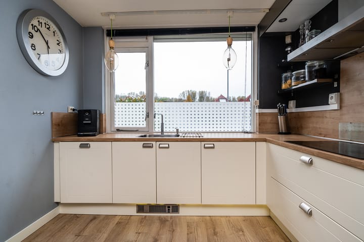 Photo 14 of Schaesbergstraat 36