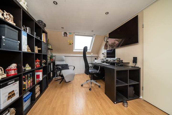 Photo 21 of Schaesbergstraat 36