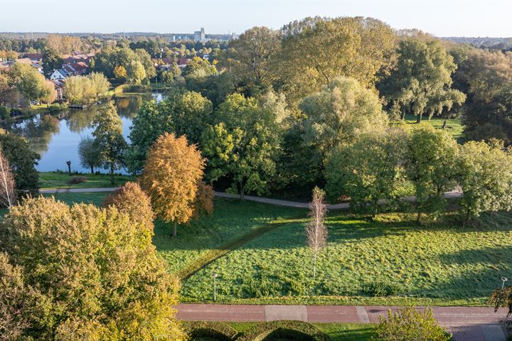 Bekijk foto 48 van Moerbeibloesem 47