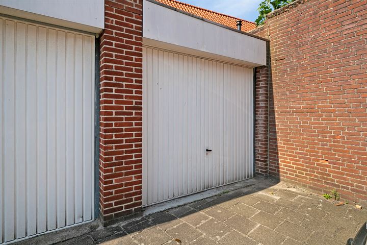 View photo 3 of Klaverstraat 27