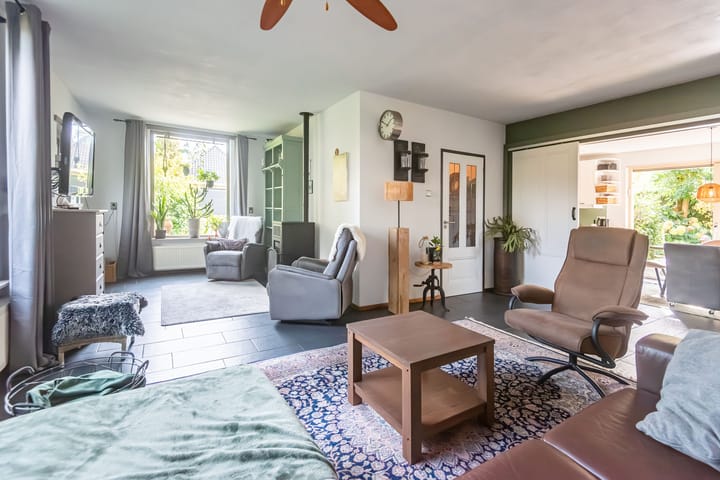 Foto 2 van Alberdingk Thijmstraat 5