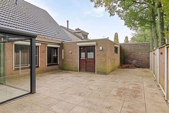 Foto 28 van Van Raethof 1