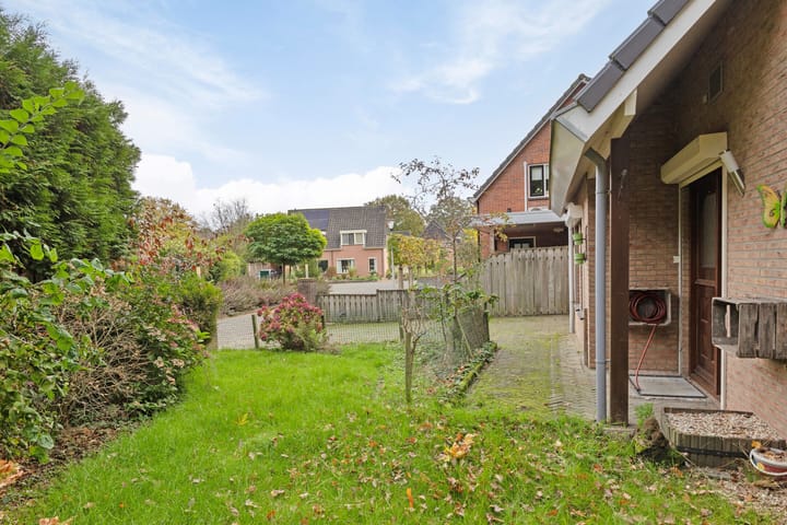 Foto 33 van Van Raethof 1