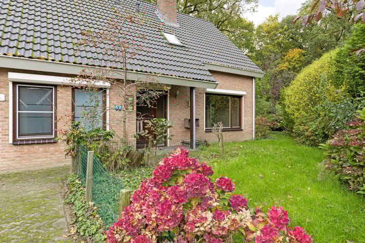 Foto 34 van Van Raethof 1