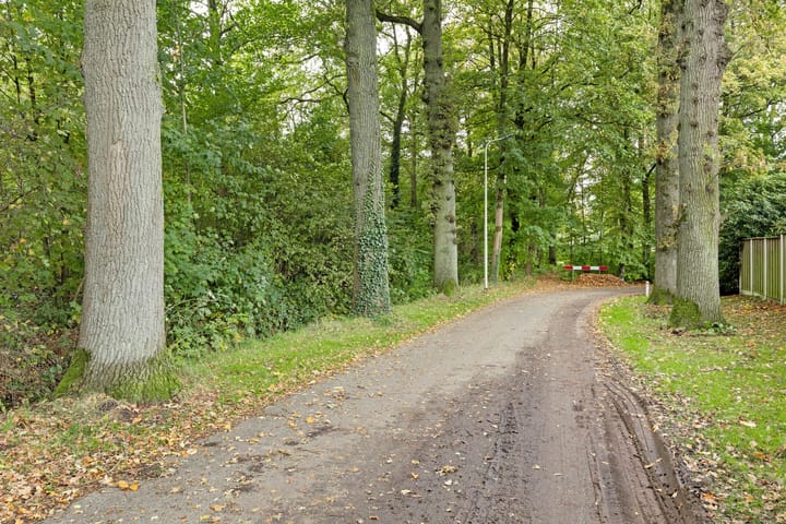 Foto 38 van Van Raethof 1