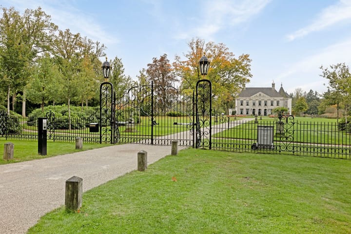 Foto 39 van Van Raethof 1