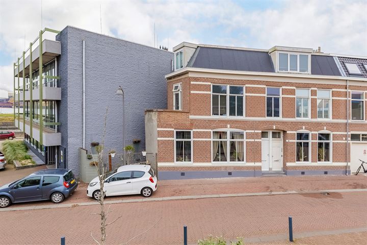 Bekijk foto 40 van Kanaalstraat 15