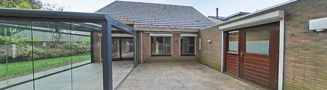 Bekijk 360° foto van Achtertuin van Van Raethof 1