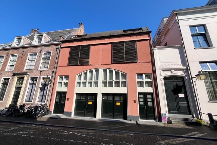 Zuilenstraat 70