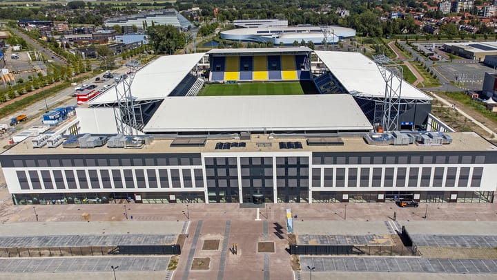 Stadionplein 25