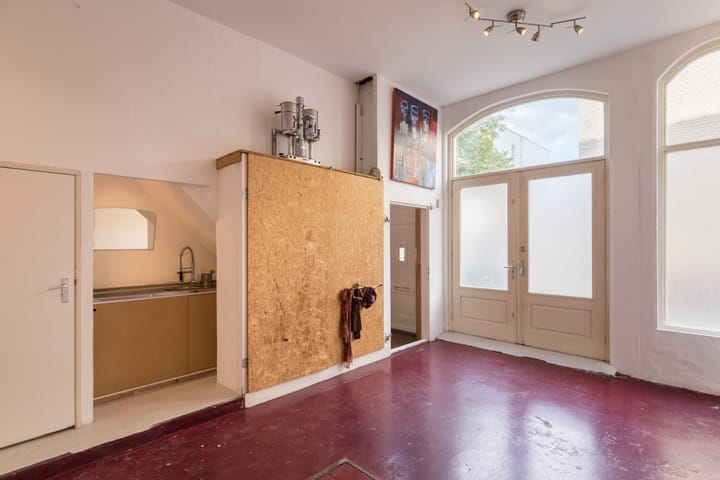 Photo 9 of Patersstraat 44